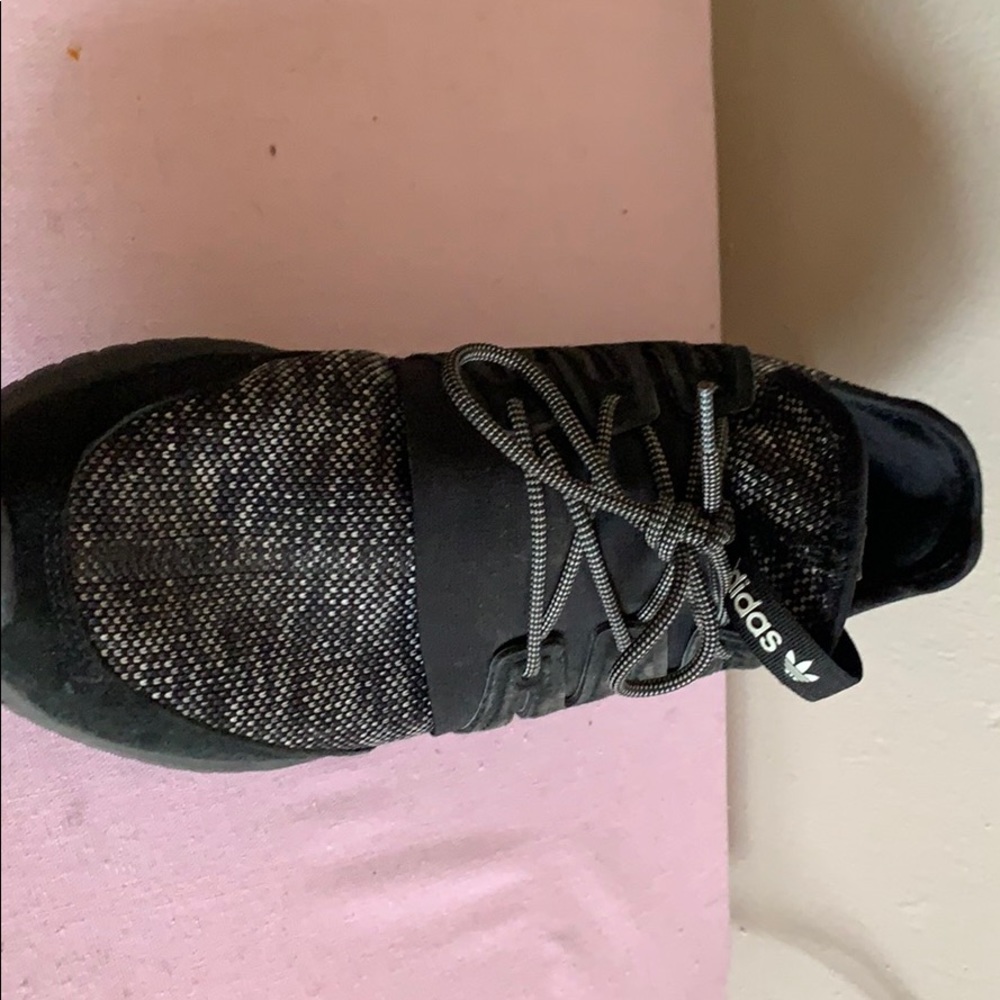 Shoes - Picture 2 of 3